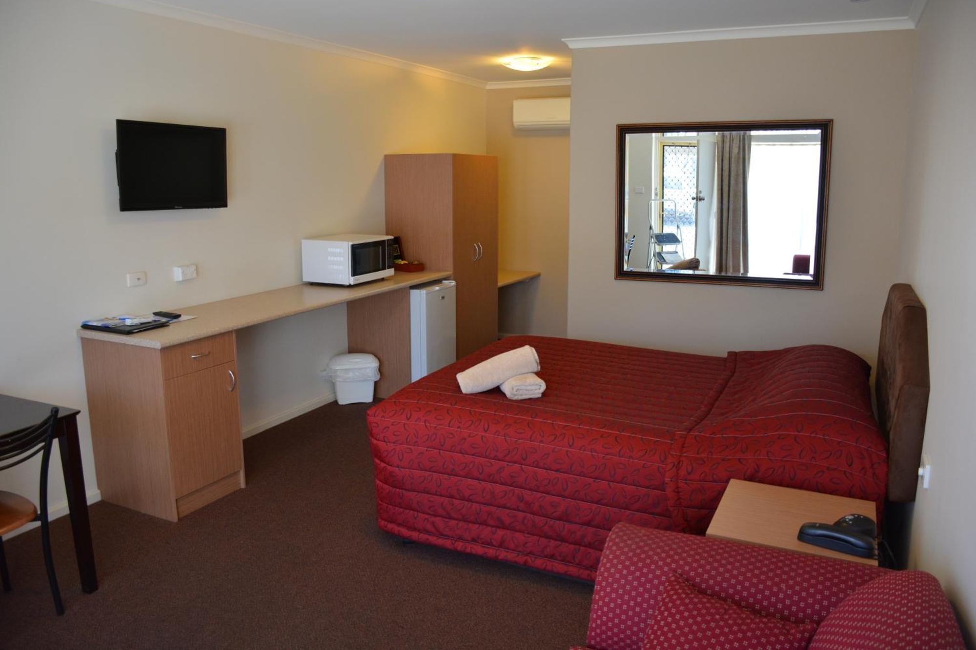 Augusta Courtyard Motel Port Augusta Room photo